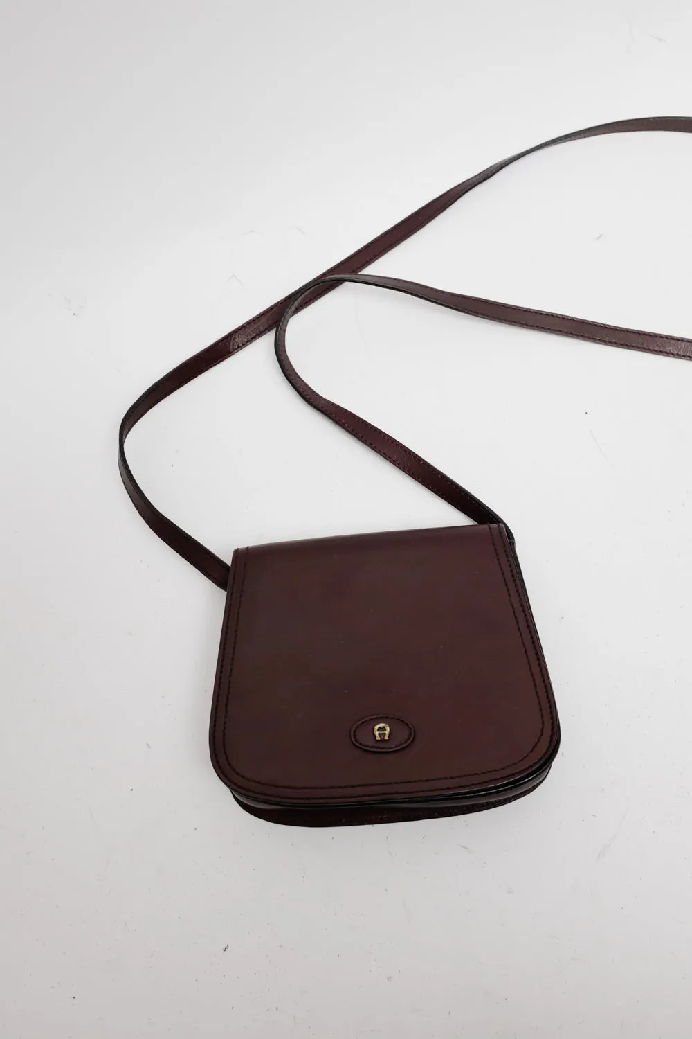 AIGNER BURGUNDY CROSSBODY LEATHER BAG