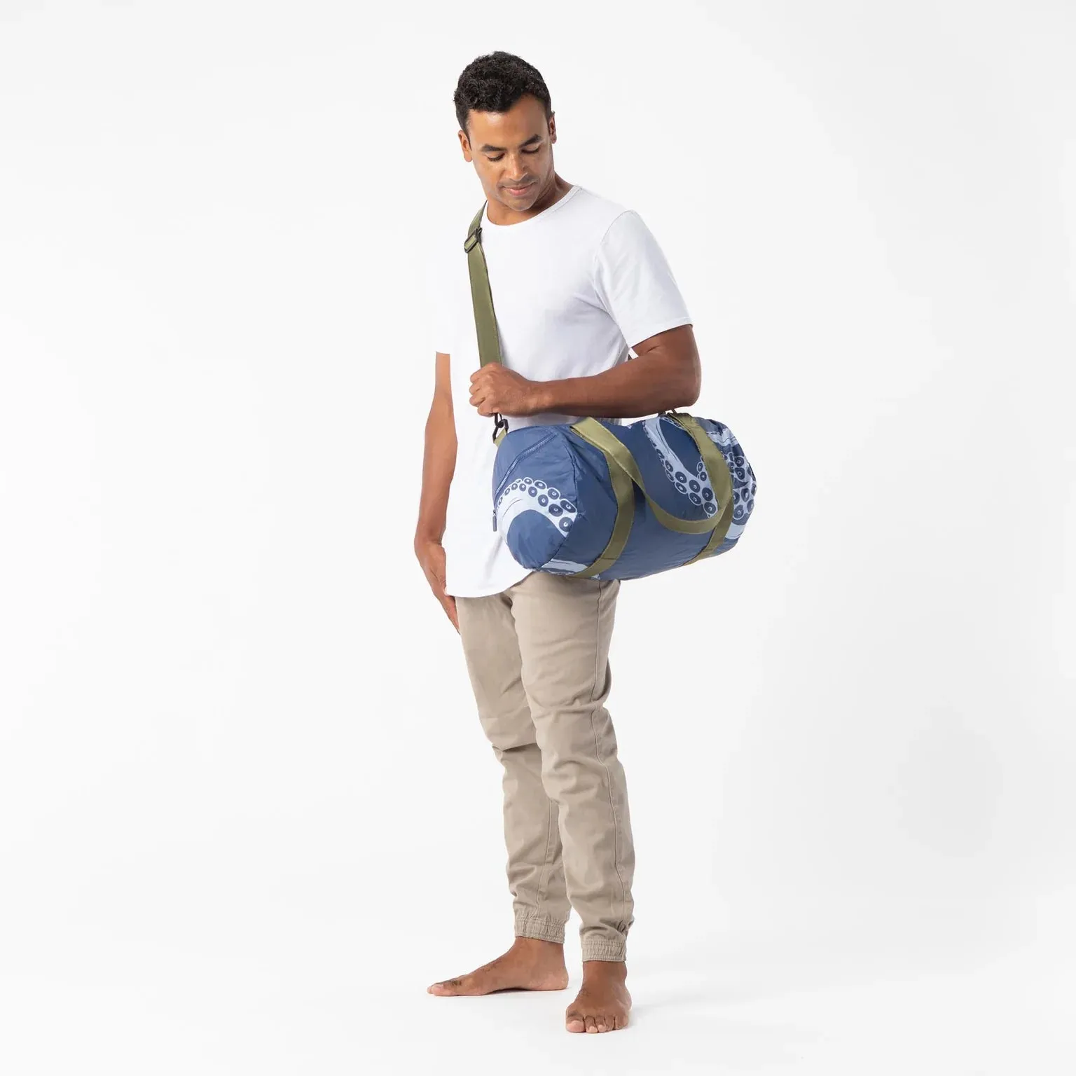 Aloha Duffle in Arctic/Navy He'e