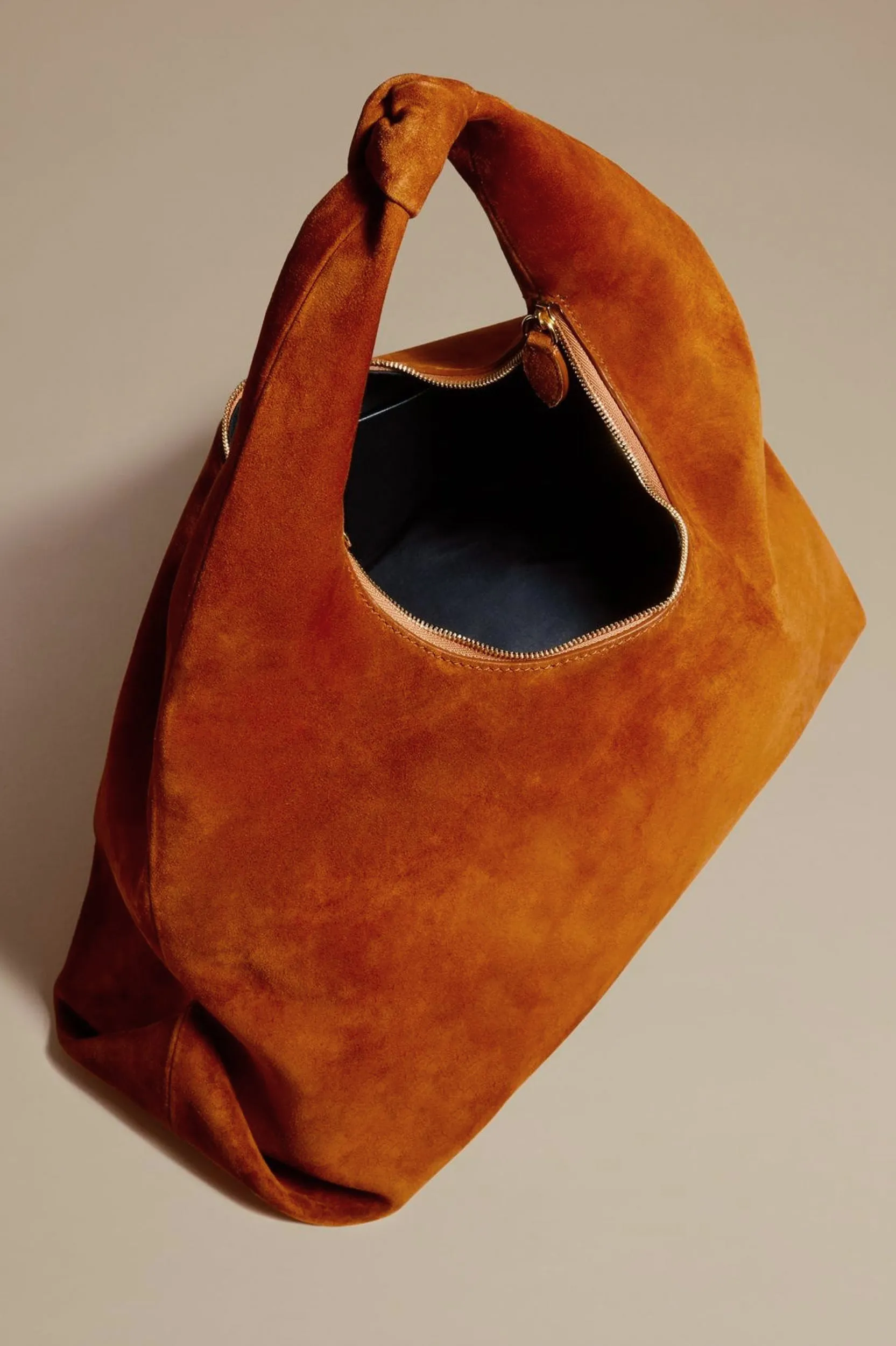 Beatrice Hobo Bag Large in Caramel