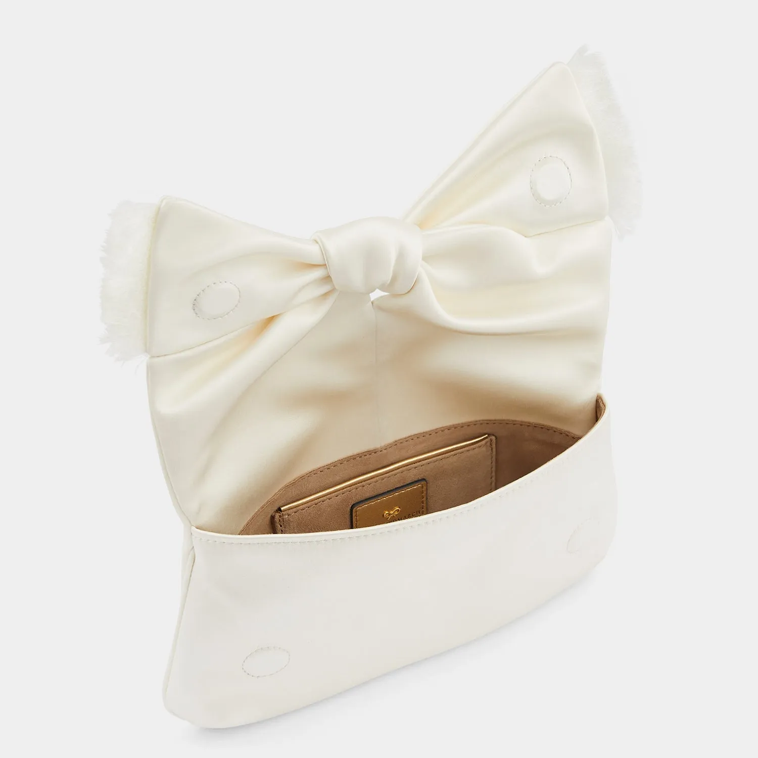 Bow Clutch