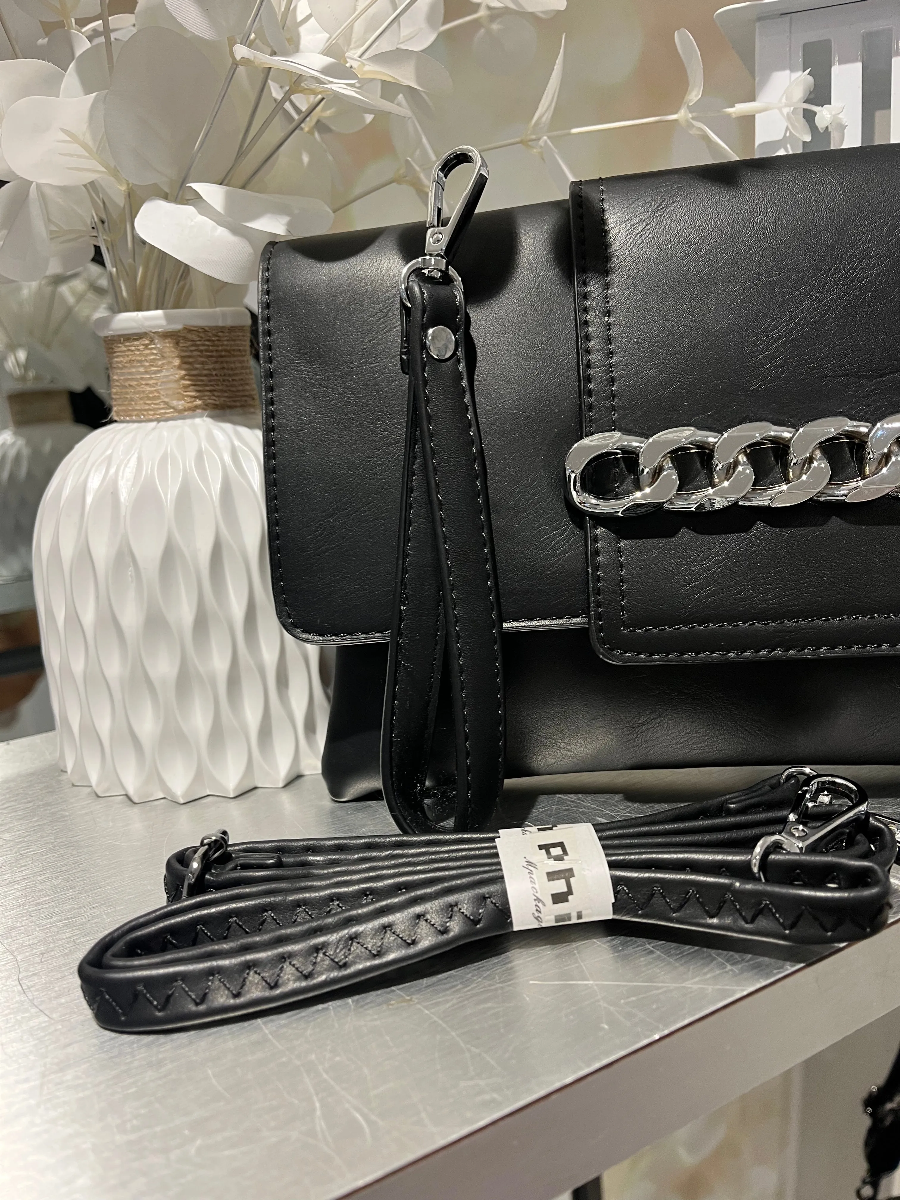 Chain front Clutch bag