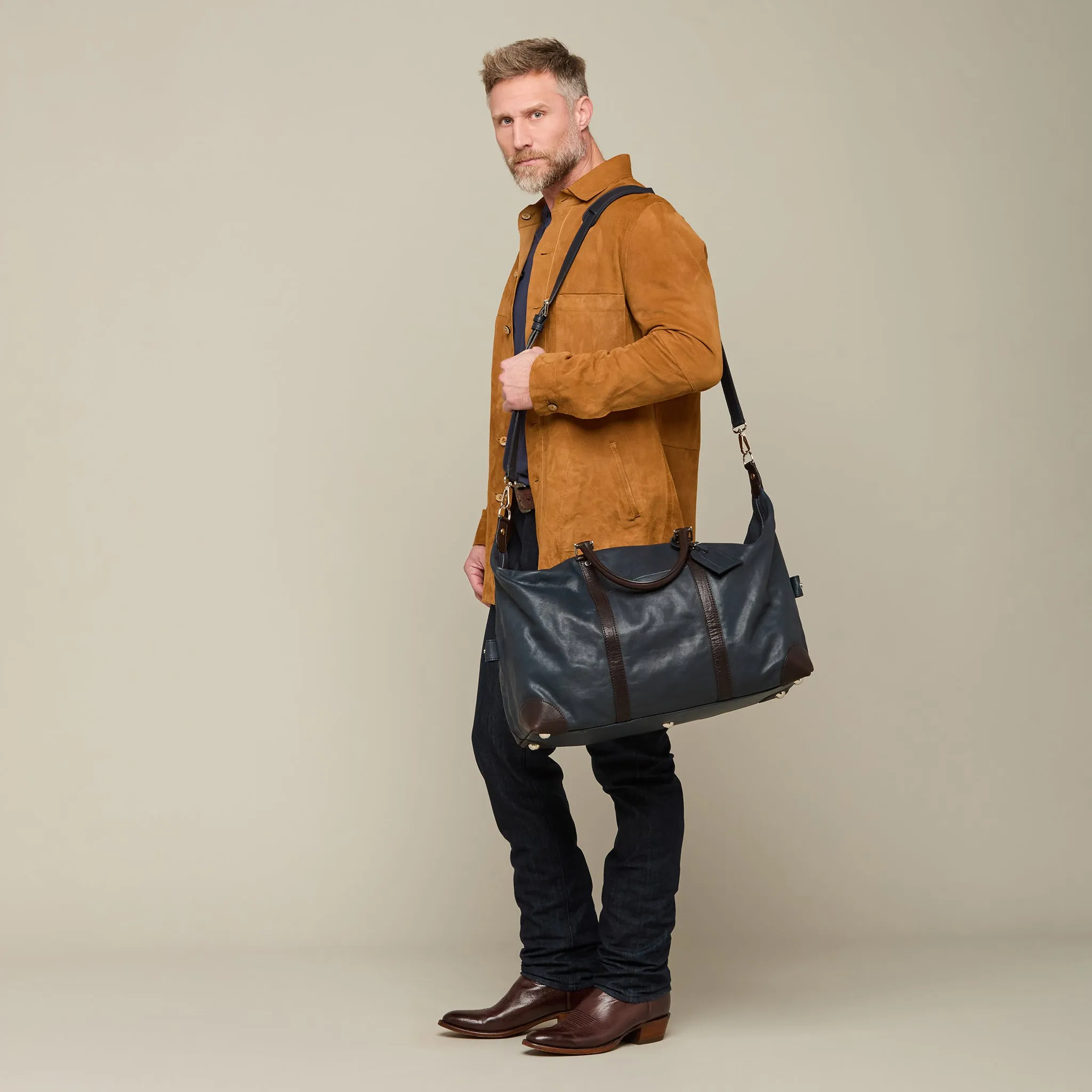 Cosimo Overnight Duffle :: Navy