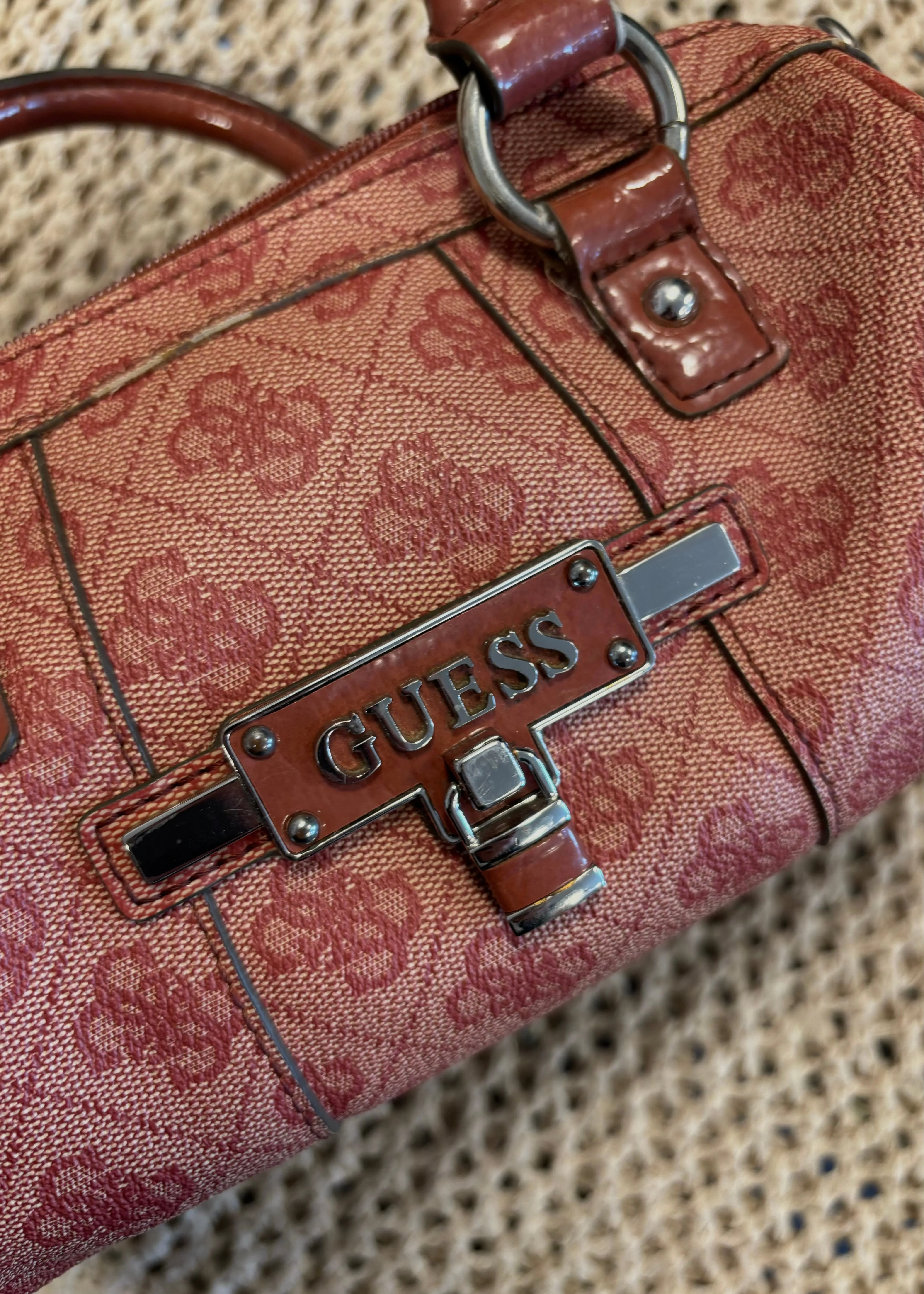 Guess Bag