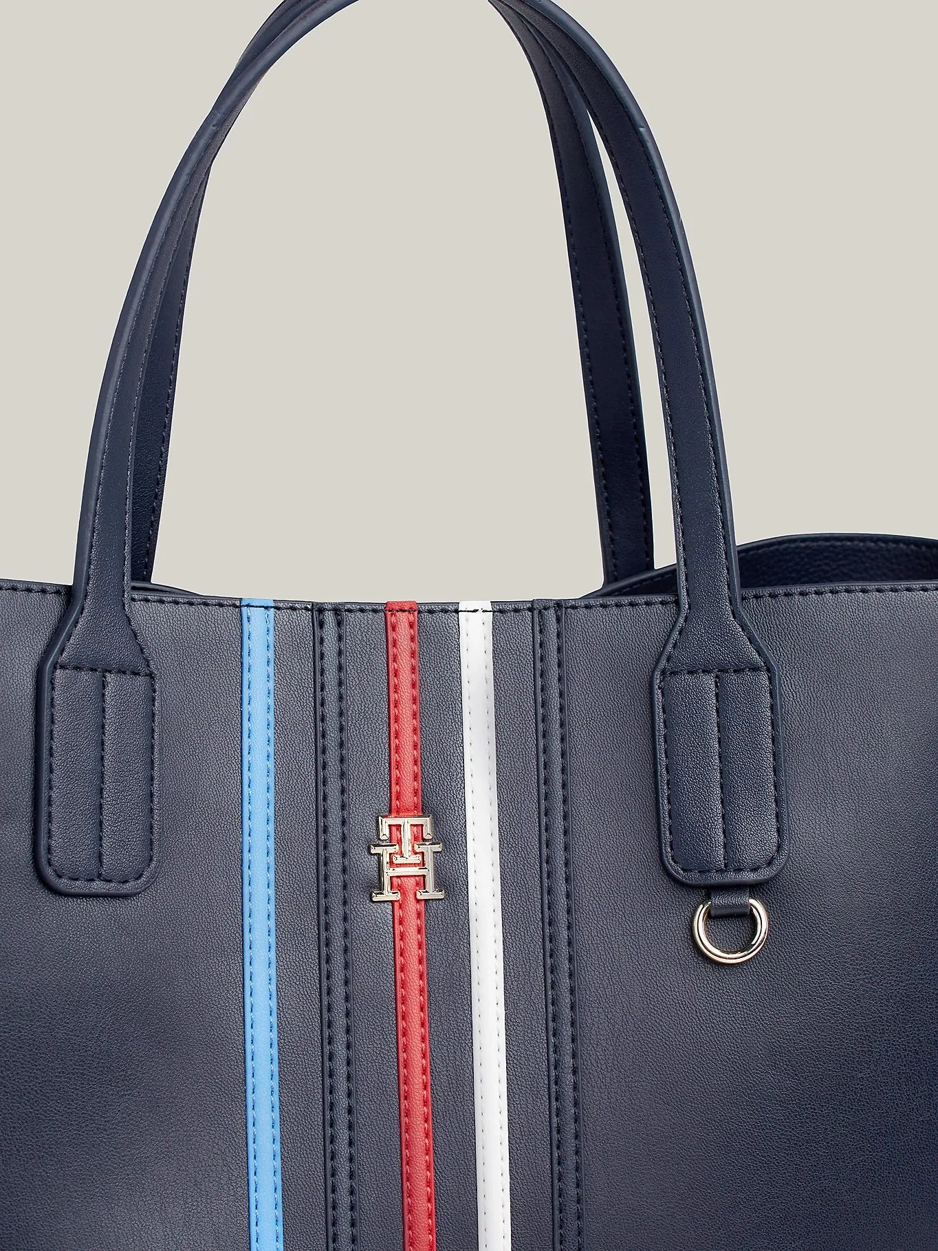 ICONIC SIGNATURE SATCHEL